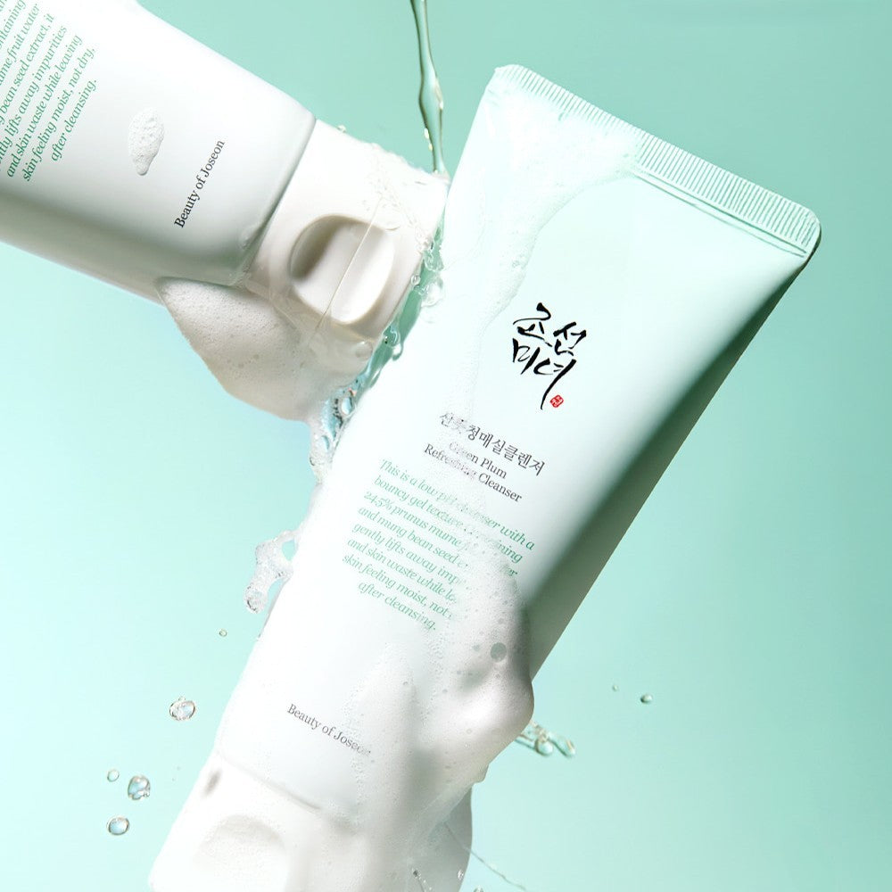 Green Plum Refreshing Cleanser