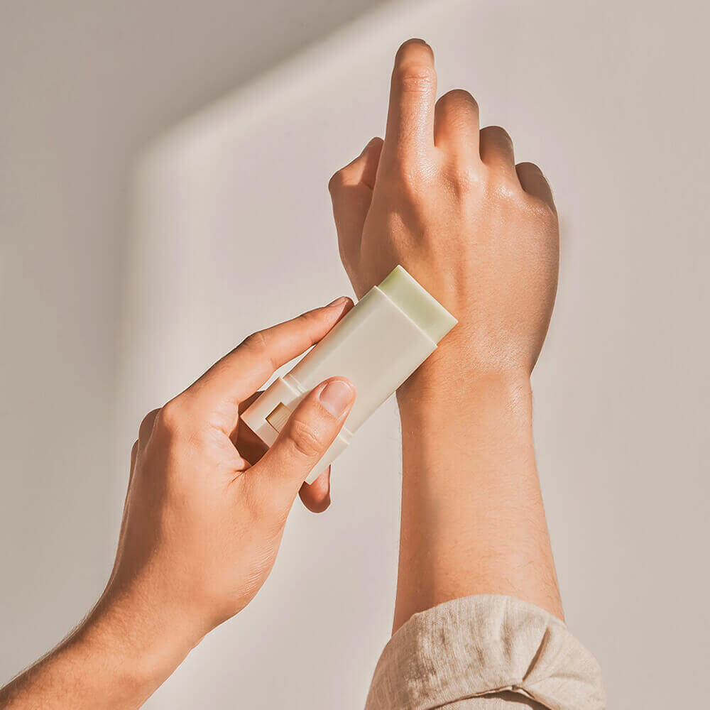 Matte Sun Stick: Mugwort+Camelia