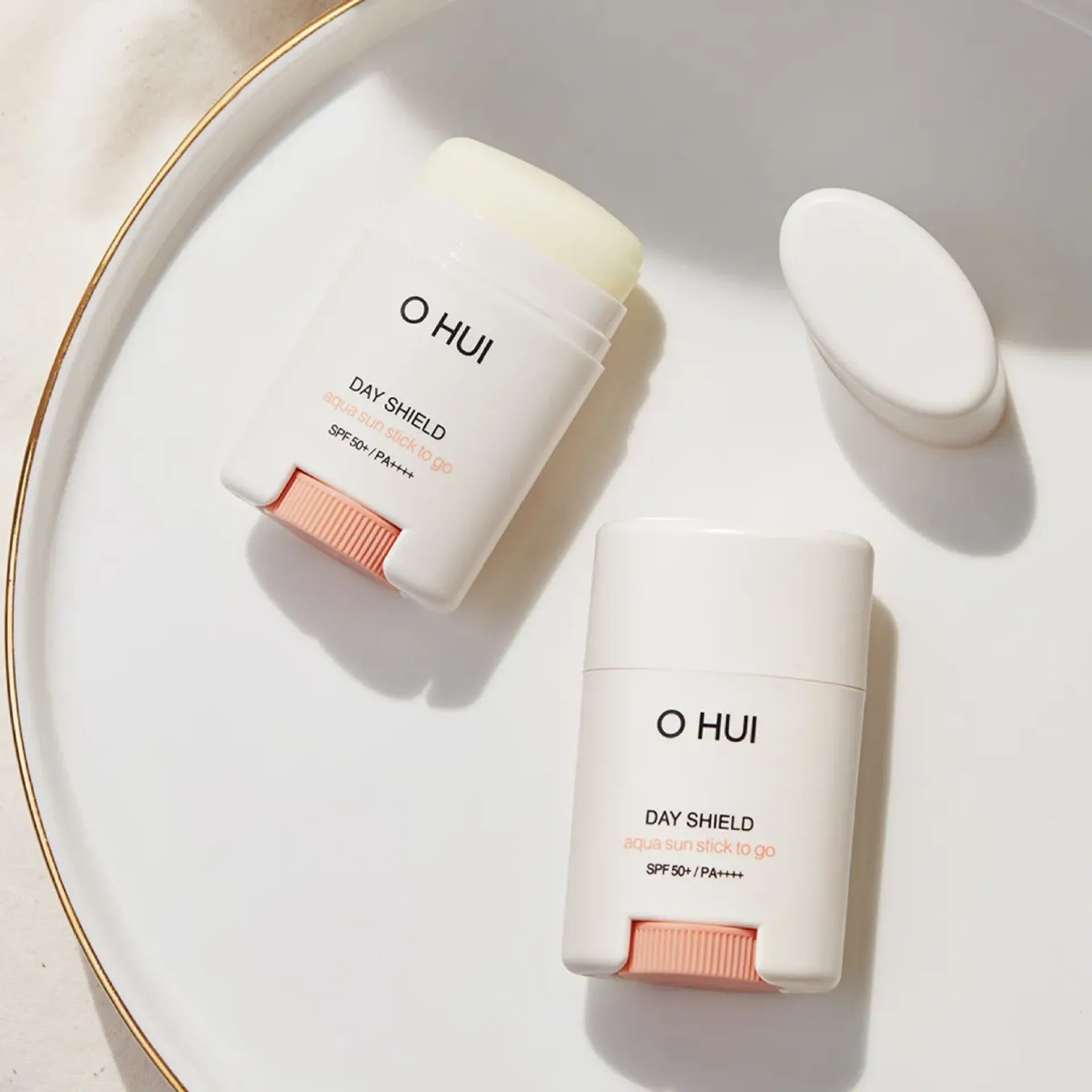 OHUI Day Shield Aqua Sun Stick To Go